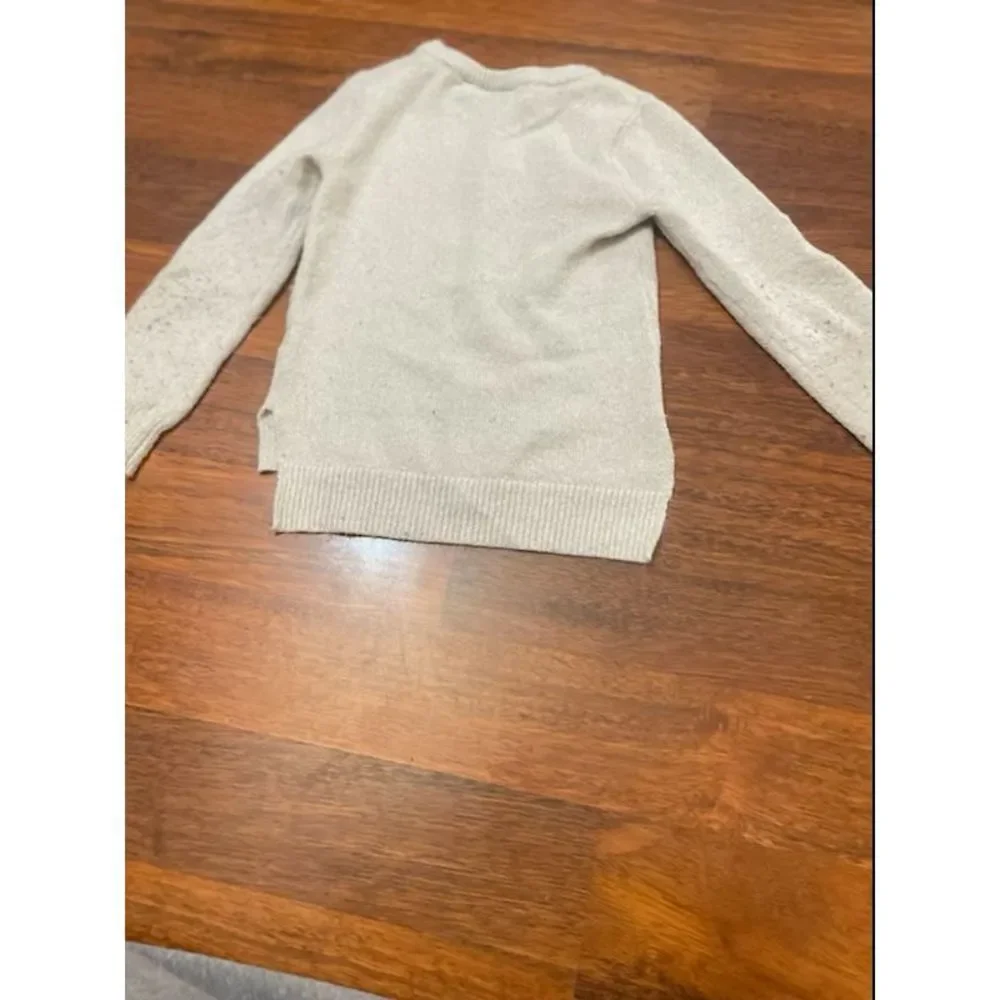 Childrens Place Sweater - Picture 2 of 3